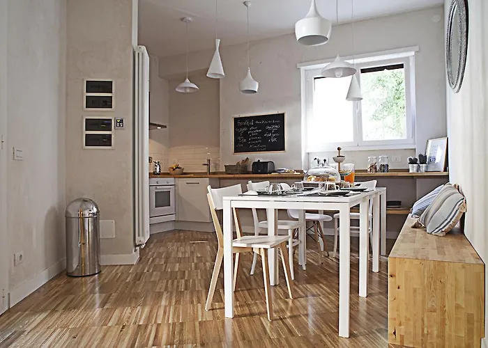 Acomodação com café da manhã  Bb22roma *